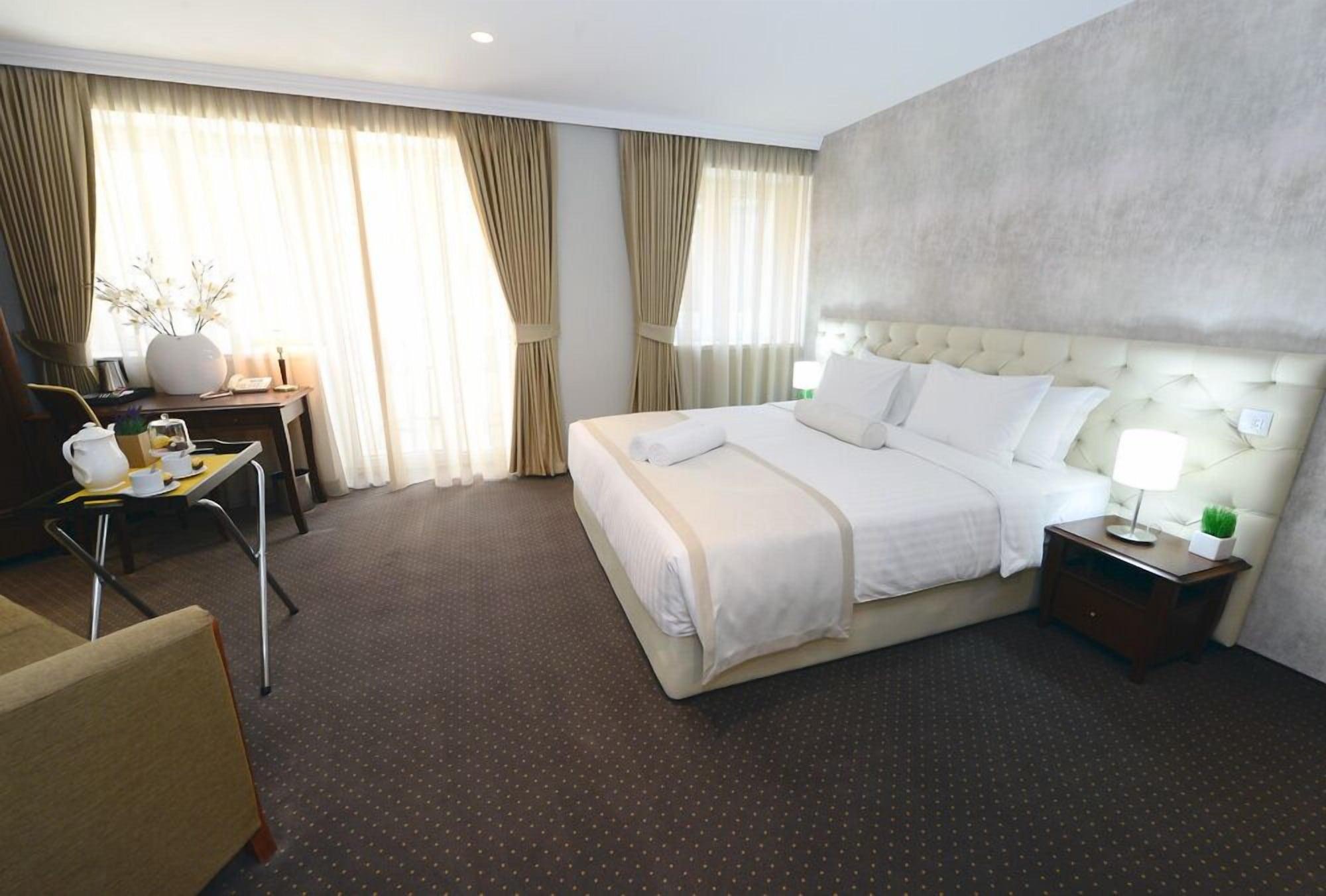 Alexandar Square Boutique Hotel Σκόπια Εξωτερικό φωτογραφία